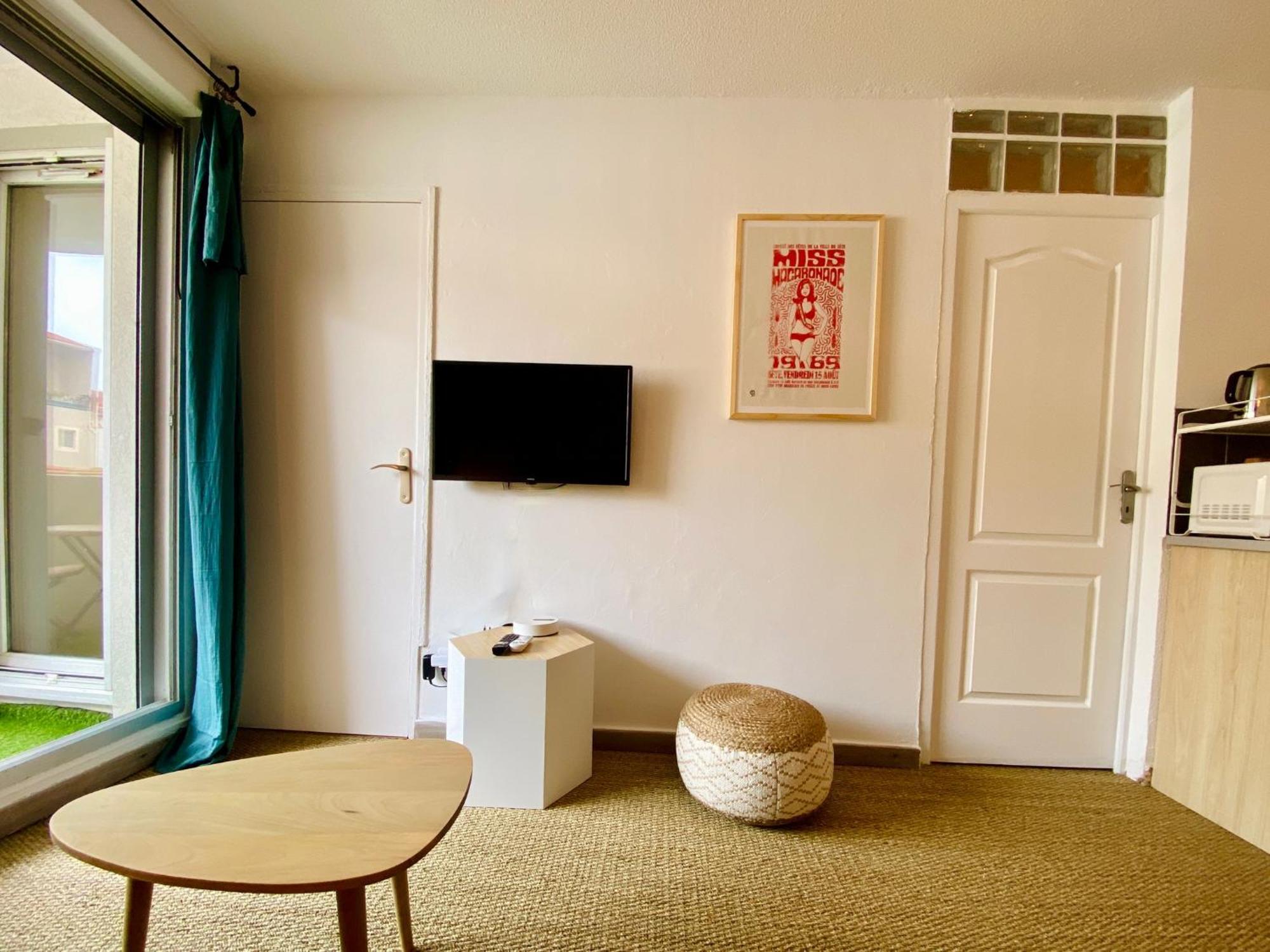 Superbe T2 Cote Gare Parking Clim Wifi Terrasse ! Apartamento Sète Exterior foto